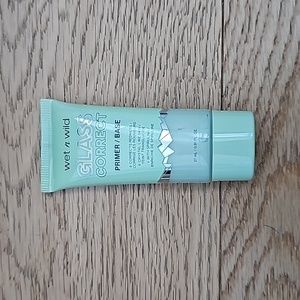 Wet n wild Glass correct primer